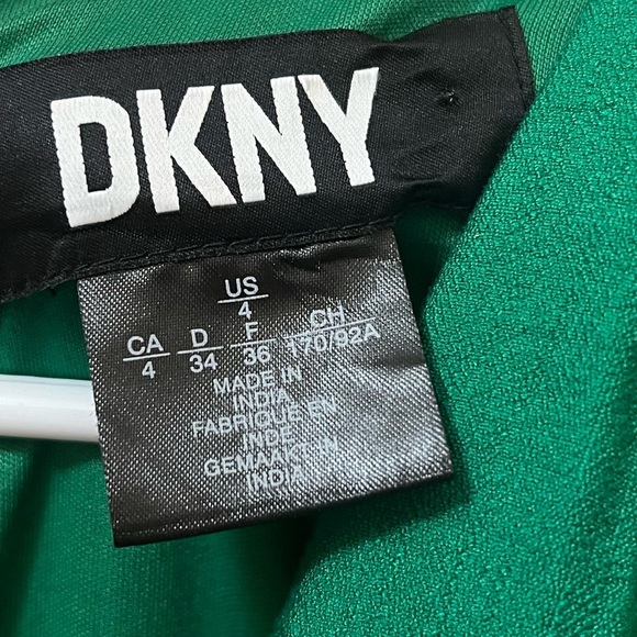 DKNY Green Long Sleeve Dress Size 4 Tie Waist Wrap Top Floral Detail Mini - Picture 5 of 9